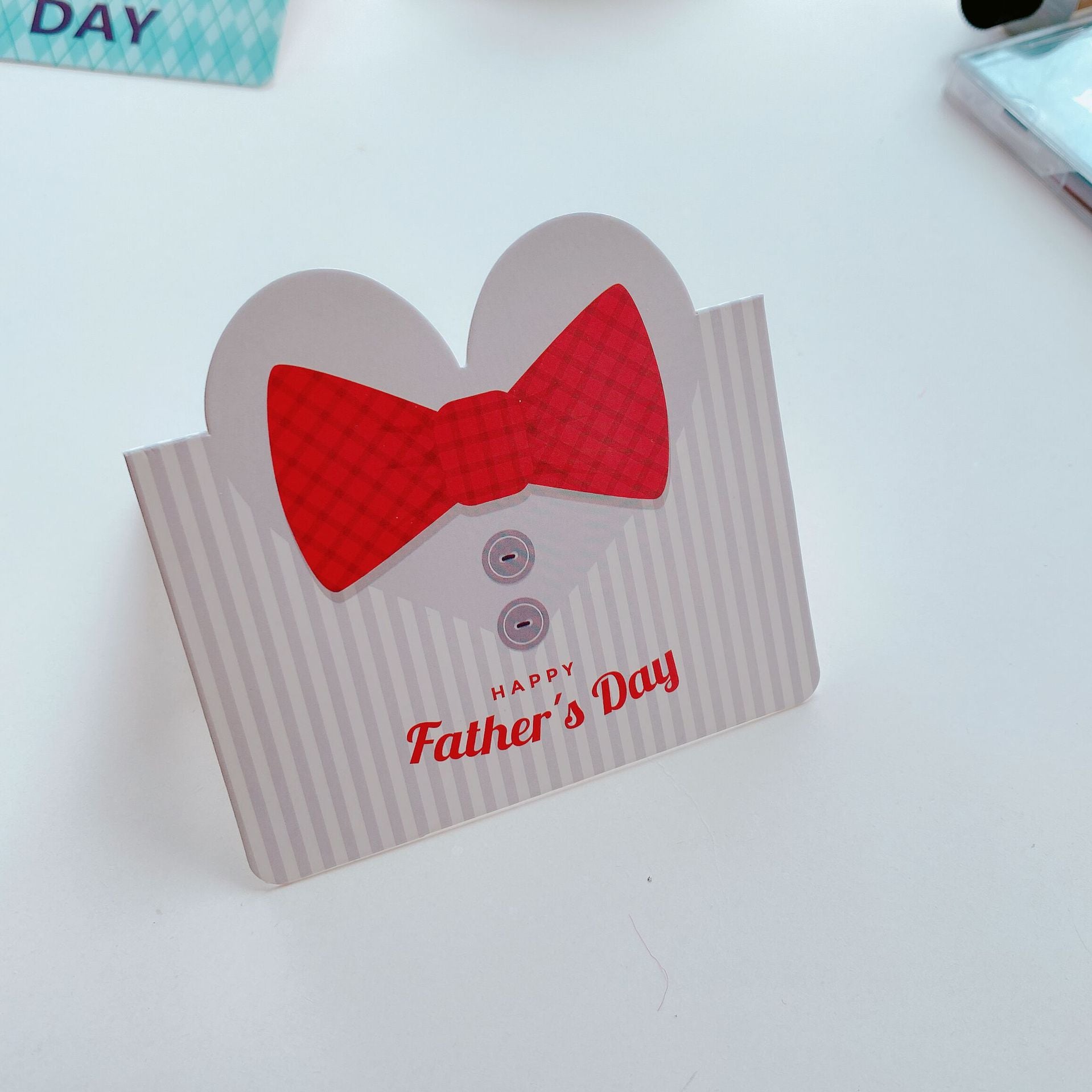 Wholesale of 10pcs/pack Mother's Day, Father's Day, Teacher's Day Creative Paper Greeting Cards